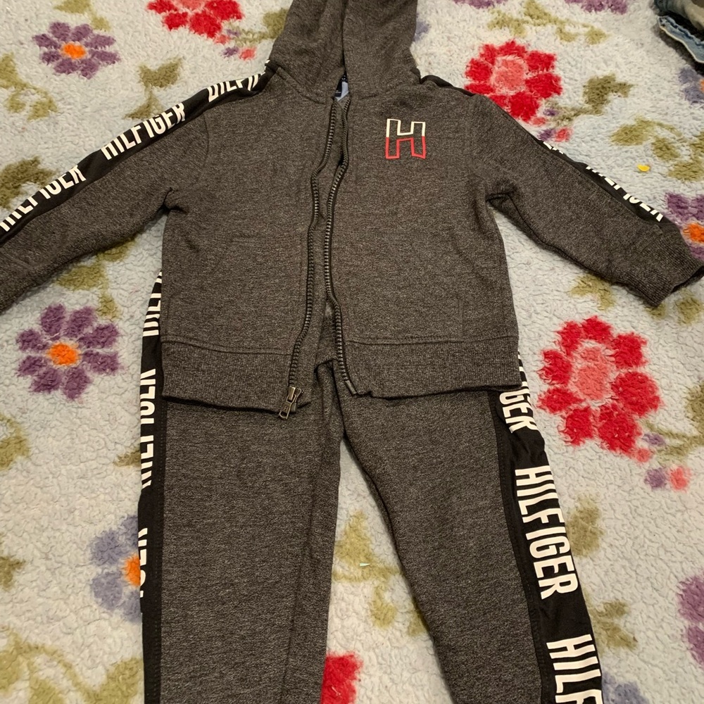 Tommy Hilfiger Toddler Two Piece Sweatsuit 4t